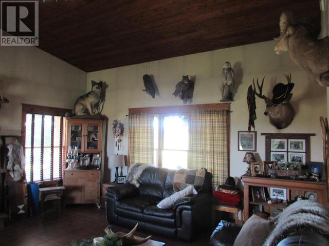 84054 Township Road 385, Home with 2 bedrooms, 2 bathrooms and null parking in Clearwater County AB | Image 24