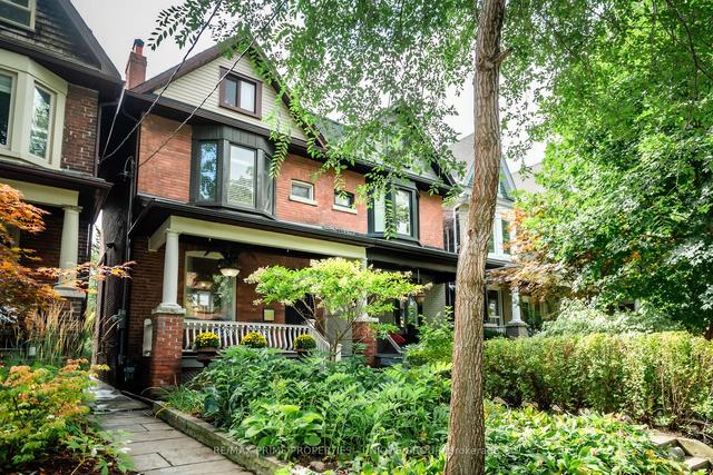 33 Bloomfield Ave, House semidetached with 3 bedrooms, 2 bathrooms and 2 parking in Toronto ON | Image 12