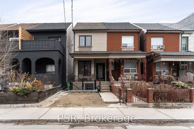 lower - 143 Montrose Ave, House semidetached with 0 bedrooms, 1 bathrooms and 0 parking in Toronto ON | Image 4