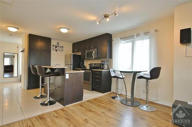 200 Shanly Private, House attached with 2 bedrooms, 3 bathrooms and 1 parking in Ottawa ON | Image 12