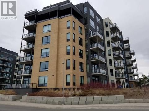 2260 Sleeping Giant Pkwy, Condo with 2 bedrooms, 3 bathrooms and null parking in Thunder Bay ON | Card Image