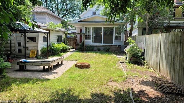 247 Russell Avenue, House detached with 3 bedrooms, 2 bathrooms and 4 parking in St. Catharines ON | Image 18
