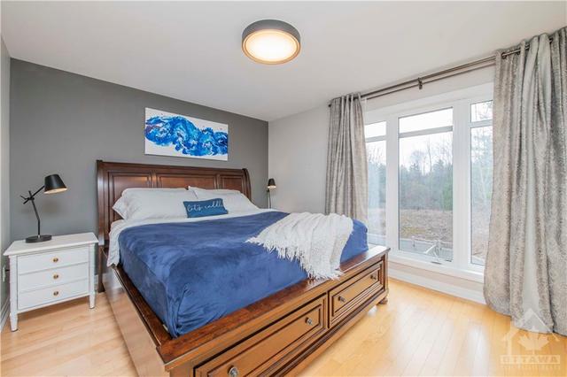 104 Lionel Private, Townhouse with 2 bedrooms, 3 bathrooms and 3 parking in Ottawa ON | Image 17