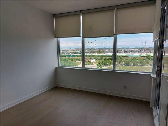 s603 - 120 Bayview Ave, Condo with 1 bedrooms, 2 bathrooms and 0 parking in Toronto ON | Image 3