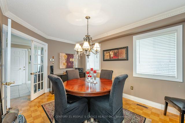79 Havenlea Rd, House semidetached with 3 bedrooms, 3 bathrooms and 2 parking in Toronto ON | Image 27