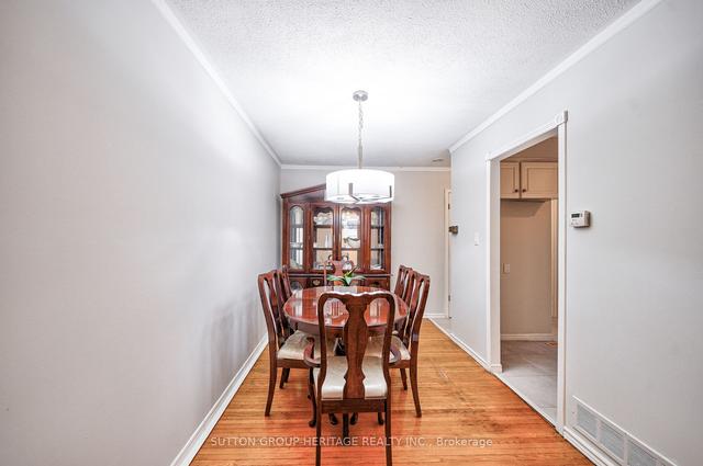 252 Vancouver St, House semidetached with 4 bedrooms, 2 bathrooms and 2 parking in Oshawa ON | Image 10
