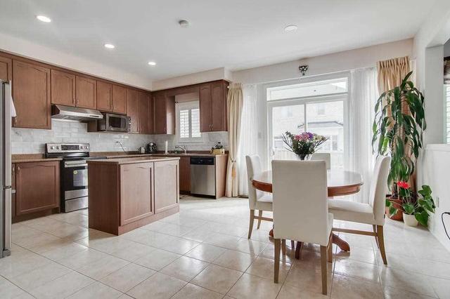 27 Durhamview Cres, House detached with 4 bedrooms, 3 bathrooms and 2 parking in Whitchurch Stouffville ON | Image 10
