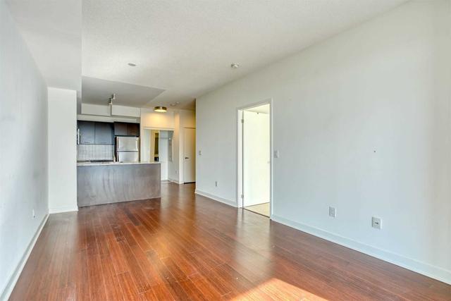 2506 - 360 Square One Dr, Condo with 1 bedrooms, 1 bathrooms and 1 parking in Mississauga ON | Image 5