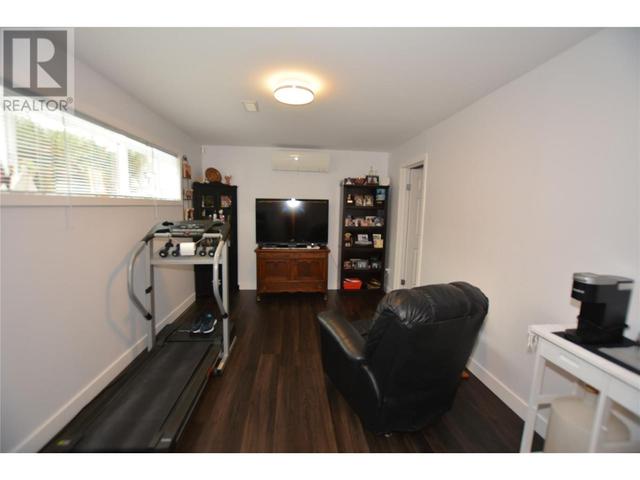3407 Okanagan Avenue, House detached with 3 bedrooms, 2 bathrooms and 1 parking in Vernon BC | Image 25