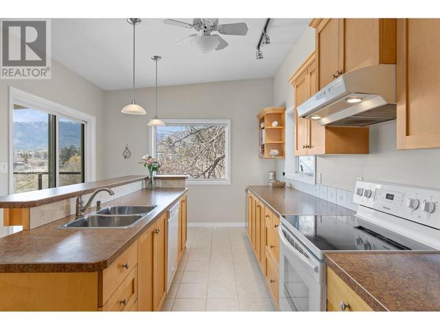 503 Newton Drive, House detached with 4 bedrooms, 3 bathrooms and 5 parking in Okanagan Similkameen F BC | Image 23