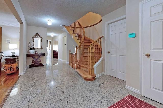 150 Huntington Park Dr, House detached with 4 bedrooms, 5 bathrooms and 4 parking in Markham ON | Image 18