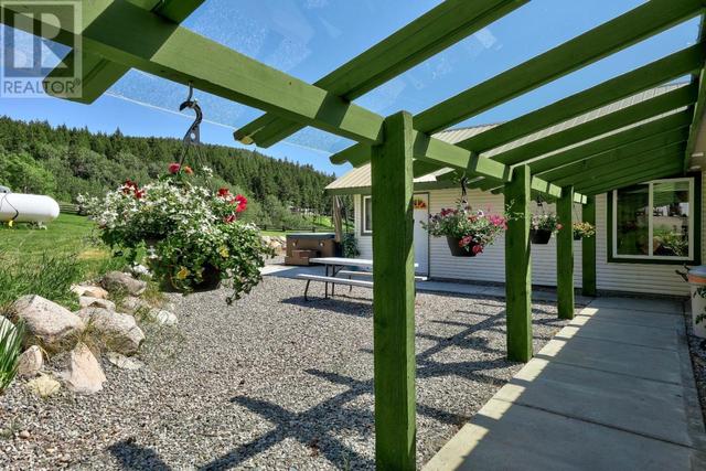 5120 Steffens Rd, House detached with 3 bedrooms, 2 bathrooms and null parking in Thompson Nicola M (Beautiful Nicola Valley   North) BC | Image 24