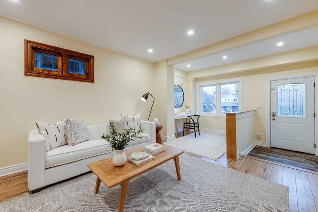 26 Rhyl Ave, House semidetached with 3 bedrooms, 2 bathrooms and 1 parking in Toronto ON | Image 5