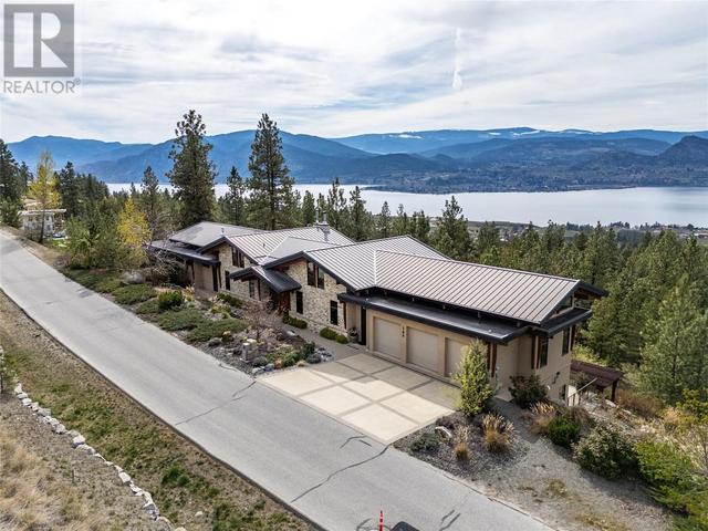 109 Flagstone Rise, House detached with 4 bedrooms, 4 bathrooms and 3 parking in Okanagan Similkameen E BC | Image 3