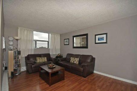 1013 - 2900 Battleford Rd, Condo with 2 bedrooms, 1 bathrooms and 2 parking in Mississauga ON | Image 3