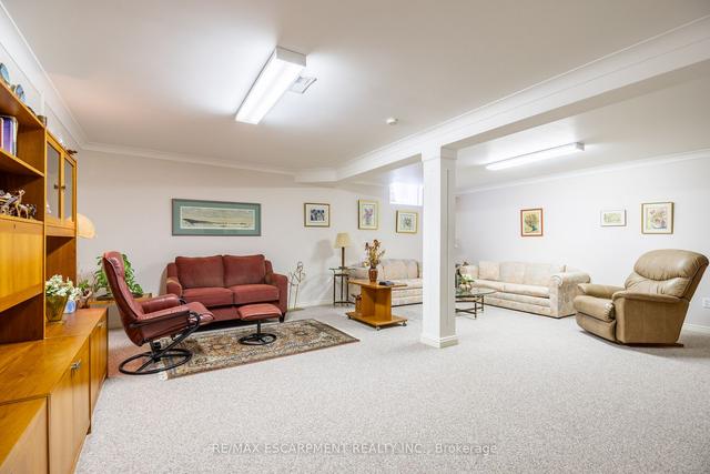 51 Longyear Dr, House detached with 4 bedrooms, 3 bathrooms and 4 parking in Hamilton ON | Image 20