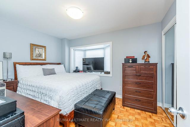 49 Millicent St, House detached with 6 bedrooms, 4 bathrooms and 2 parking in Toronto ON | Image 6