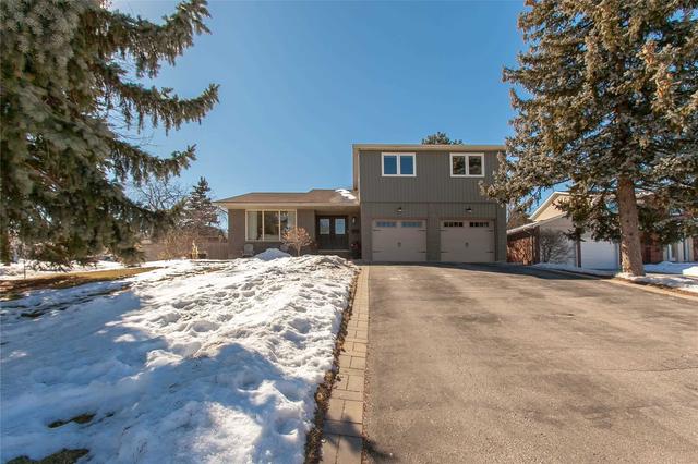 2250 Belmont Crt, House detached with 4 bedrooms, 4 bathrooms and 6 parking in Burlington ON | Image 1