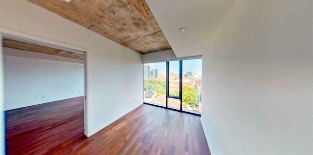 1003 - 60 Colborne St, Condo with 1 bedrooms, 2 bathrooms and 0 parking in Toronto ON | Image 4
