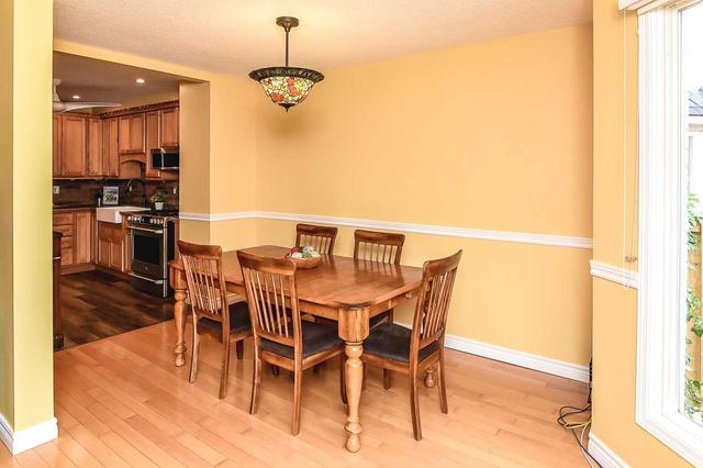 66 - 1 Royalwood Crt, Townhouse with 3 bedrooms, 2 bathrooms and 2 parking in Hamilton ON | Image 2