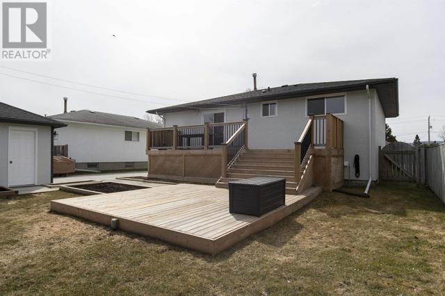 253 Sheridan Cres, House detached with 3 bedrooms, 2 bathrooms and null parking in Thunder Bay ON | Image 42