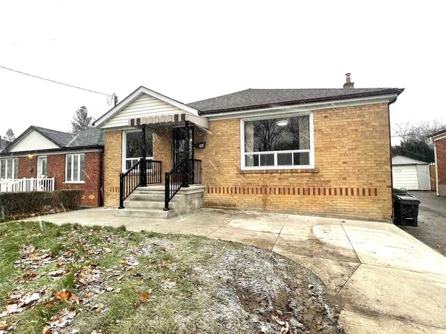 137 Redwater Dr, House detached with 3 bedrooms, 4 bathrooms and 6 parking in Toronto ON | Image 29