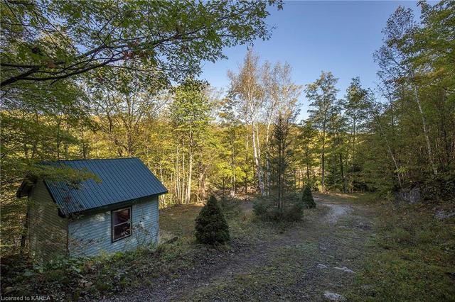 901 James Wilson Road, House detached with 2 bedrooms, 1 bathrooms and 15 parking in South Frontenac ON | Image 27