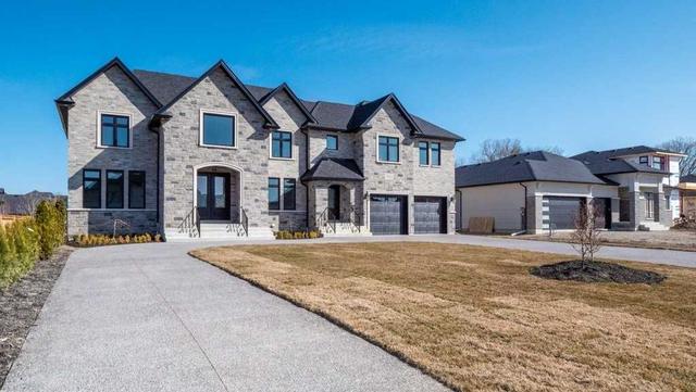 3523 Donato Dr, House detached with 6 bedrooms, 5 bathrooms and 9 parking in LaSalle ON | Image 11