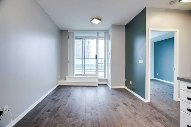 820 - 231 Fort York Blvd, Condo with 1 bedrooms, 1 bathrooms and 0 parking in Toronto ON | Image 2
