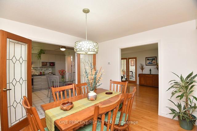 22 Delbrook Crt, House detached with 3 bedrooms, 3 bathrooms and 6 parking in Hamilton ON | Image 37