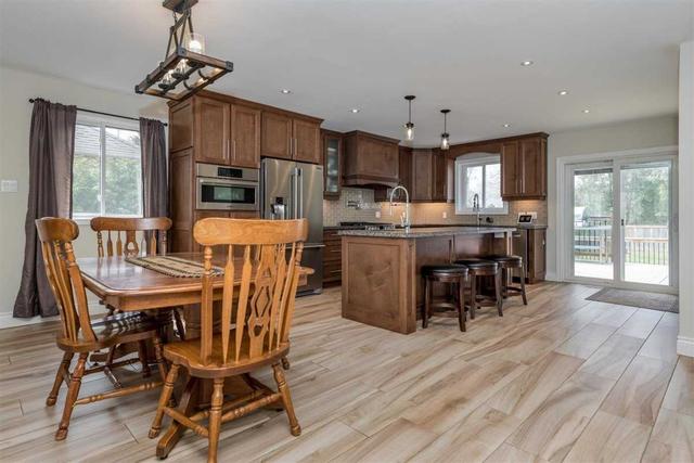 1694 St Johns Rd, House detached with 3 bedrooms, 2 bathrooms and 10 parking in Innisfil ON | Image 37