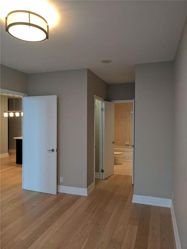 1503 - 38 Fontenay Crt, Condo with 2 bedrooms, 2 bathrooms and 1 parking in Toronto ON | Image 2