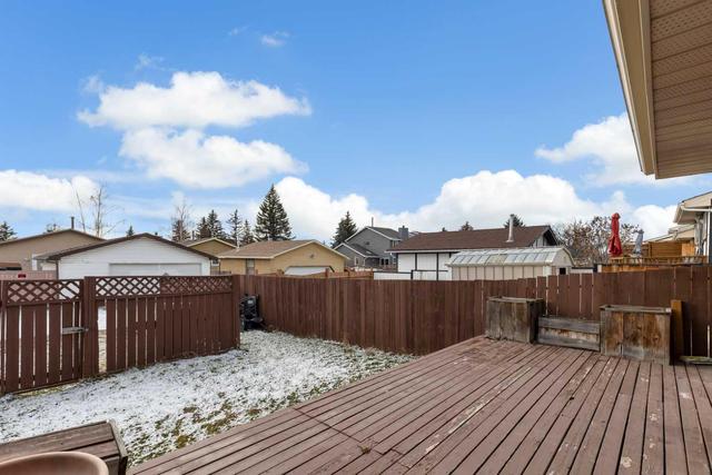 10 Falwood Crescent Ne, Home with 2 bedrooms, 1 bathrooms and 1 parking in Calgary AB | Image 35