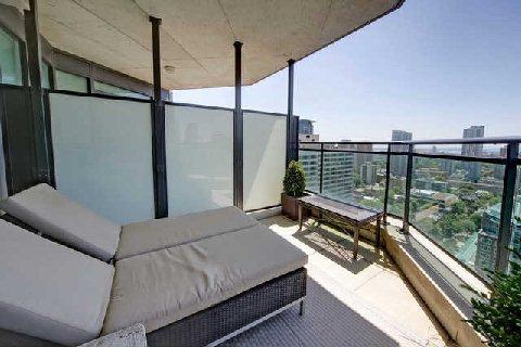 lph3 - 300 Bloor St E, Condo with 2 bedrooms, 3 bathrooms and 2 parking in Toronto ON | Image 11