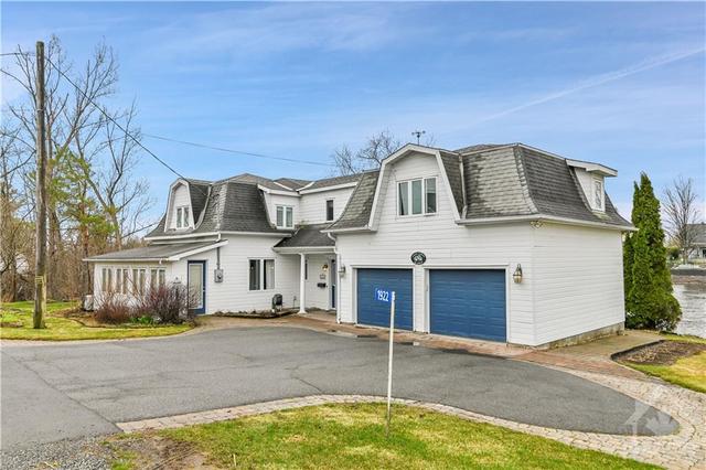 1922 River Road, House detached with 4 bedrooms, 4 bathrooms and 3 parking in Ottawa ON | Image 1