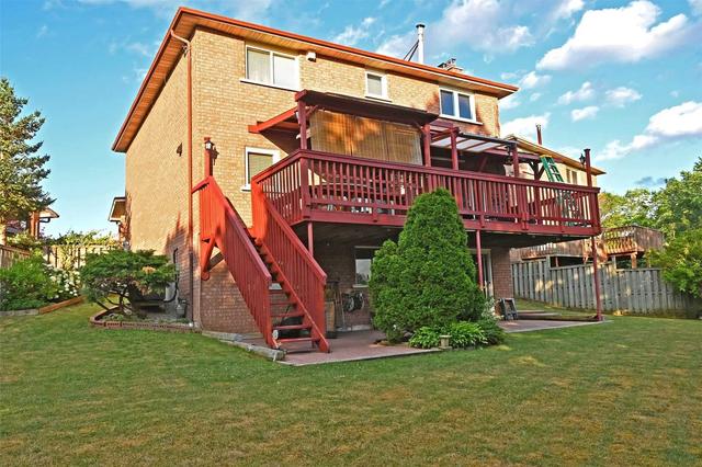 809 Buckingham Crt, House detached with 3 bedrooms, 3 bathrooms and 6 parking in Mississauga ON | Image 37