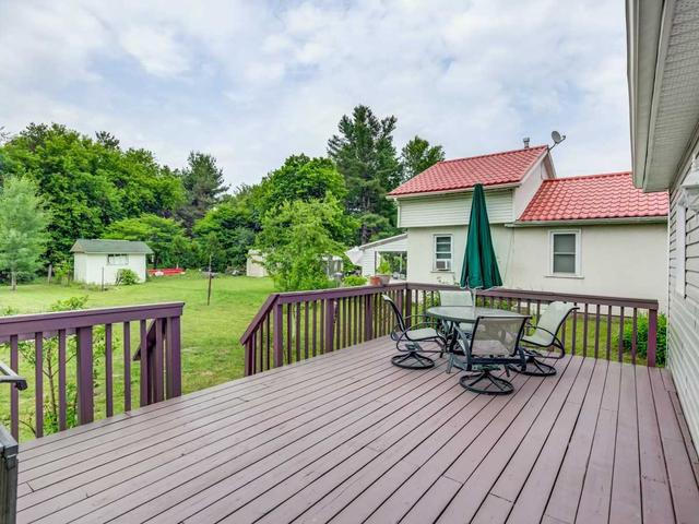 5516 County Road 90 Rd, House detached with 2 bedrooms, 1 bathrooms and 3 parking in Springwater ON | Image 11