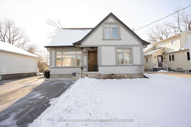 5 Murray St, House detached with 3 bedrooms, 2 bathrooms and 8 parking in Brampton ON | Image 1