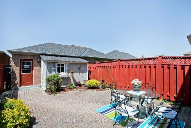 1066 Bur Oak Ave, House attached with 3 bedrooms, 3 bathrooms and 3 parking in Markham ON | Image 18