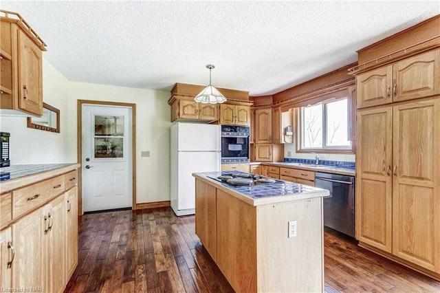 11155 Lakeshore Rd W, House detached with 3 bedrooms, 1 bathrooms and 12 parking in Wainfleet ON | Image 8