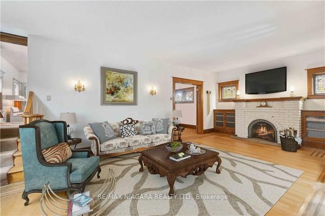 5019 Armoury St, House detached with 4 bedrooms, 2 bathrooms and 6 parking in Niagara Falls ON | Image 12