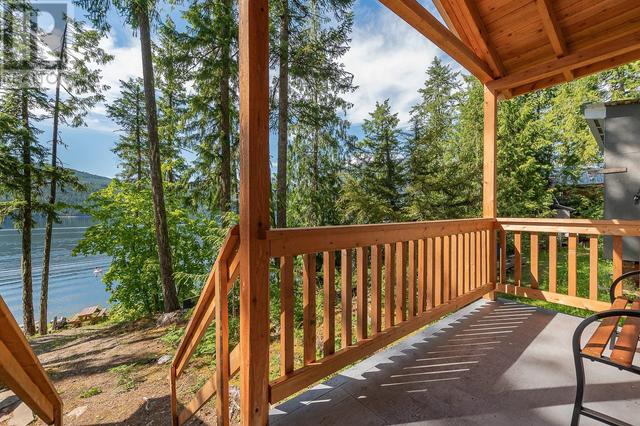 lot 1 Pete Martin Bay, House detached with 8 bedrooms, 1 bathrooms and null parking in Columbia Shuswap E BC | Image 30