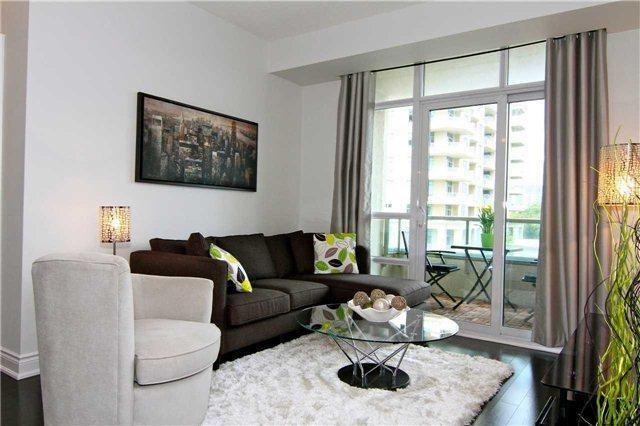 315 - 10 Bloorview Pl, Condo with 2 bedrooms, 2 bathrooms and 1 parking in Toronto ON | Image 3