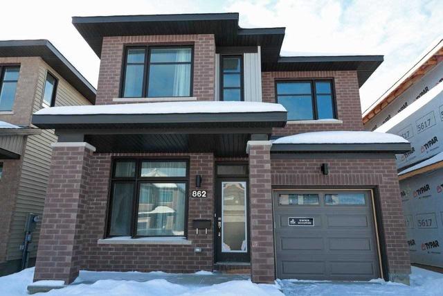 862 Atrium Rdge, House detached with 3 bedrooms, 3 bathrooms and 2 parking in Ottawa ON | Image 1