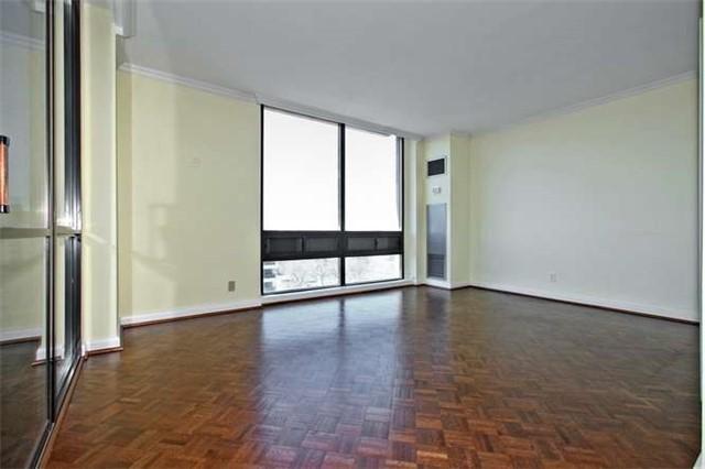 1404 - 619 Avenue Rd, Condo with 2 bedrooms, 2 bathrooms and 1 parking in Toronto ON | Image 7