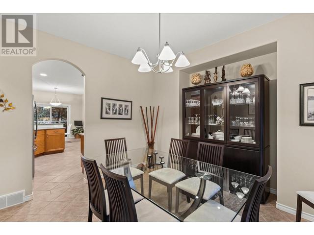 6 - 4520 Gallaghers Lookout, House attached with 3 bedrooms, 2 bathrooms and 4 parking in Kelowna BC | Image 5