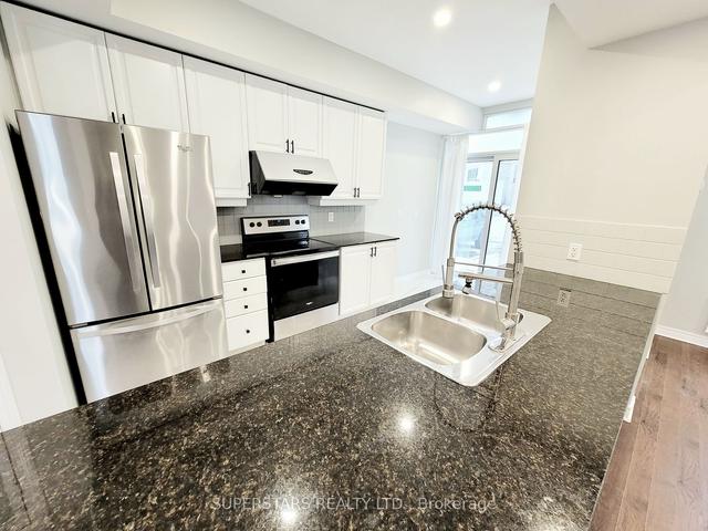 th87 - 83 Borough Dr, Townhouse with 3 bedrooms, 3 bathrooms and 2 parking in Toronto ON | Image 2