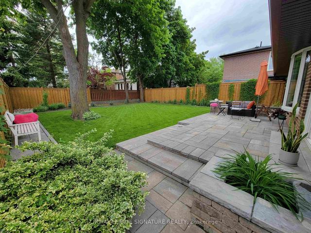 73 Stevenharris Dr, House detached with 3 bedrooms, 2 bathrooms and 3 parking in Toronto ON | Image 20