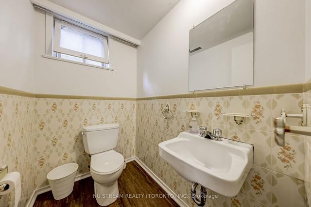 197 Holmes Ave, House detached with 3 bedrooms, 3 bathrooms and 6 parking in Toronto ON | Image 10