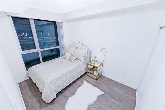 505 - 3237 Bayview Ave, Condo with 1 bedrooms, 1 bathrooms and 1 parking in Toronto ON | Image 12